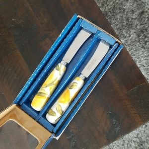 Harry and David, Spreaders - 2